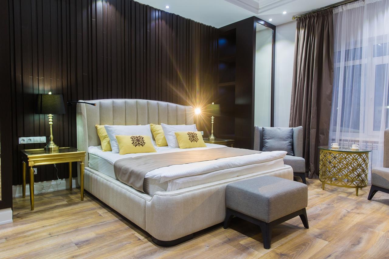 Qonaq Hotel Astana Extérieur photo